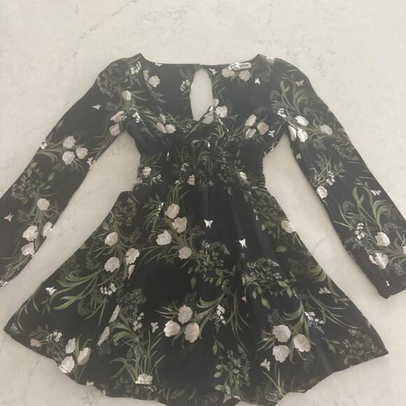 Reformation Anastasia Wilder Floral Long sleeve Mini Dress 6 Runs Small!! - Picture 1 of 8
